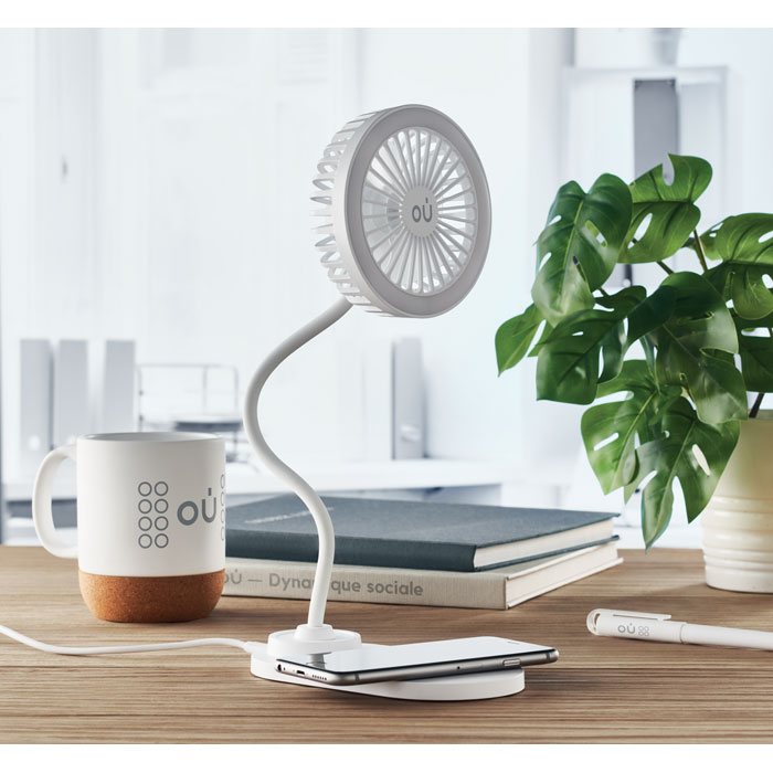 Tischventilator mit Licht