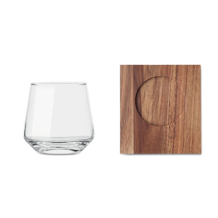 Glas mit Untersetzer